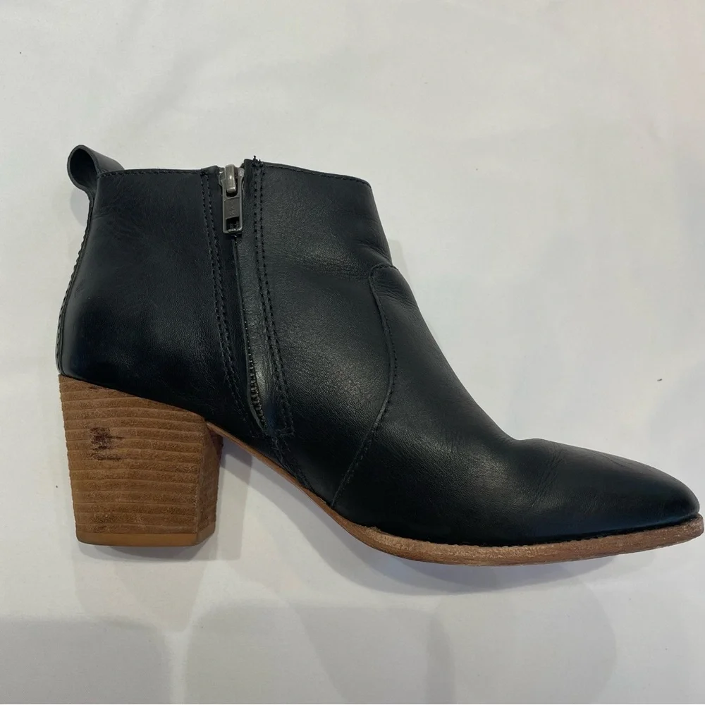 Madewell Womens Black Leather Ankle Boots‎ Side Zipper Wood Block Heel Size 7.5